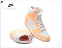 nike air revolution 2.0 sky high 2018 wmns respirant orange